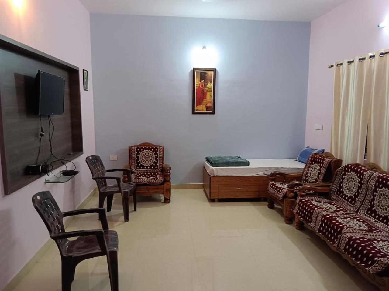 Venissa Serviceapartment Chikmagalūr エクステリア 写真