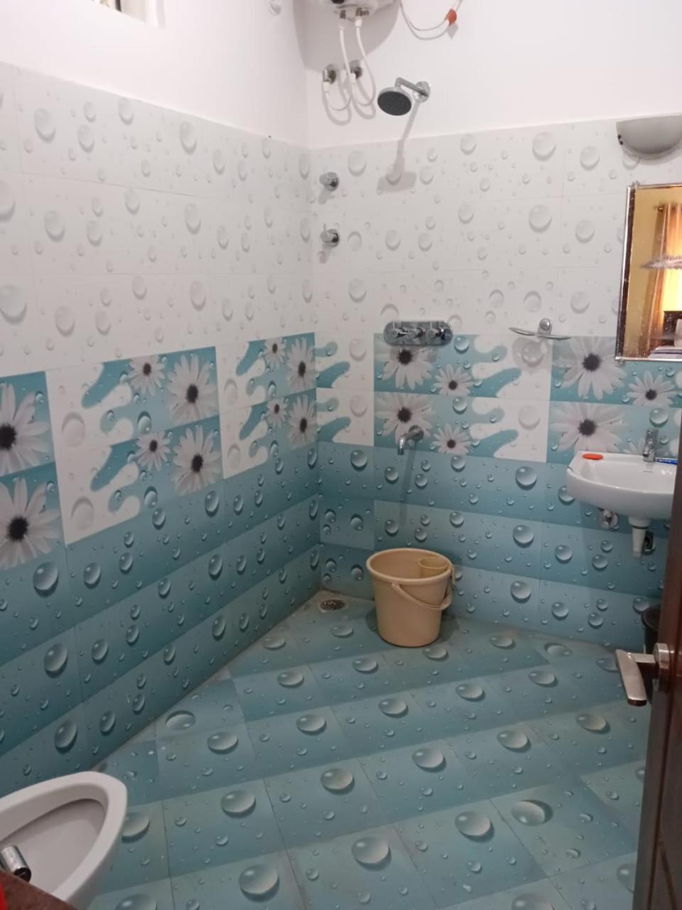 Venissa Serviceapartment Chikmagalūr エクステリア 写真