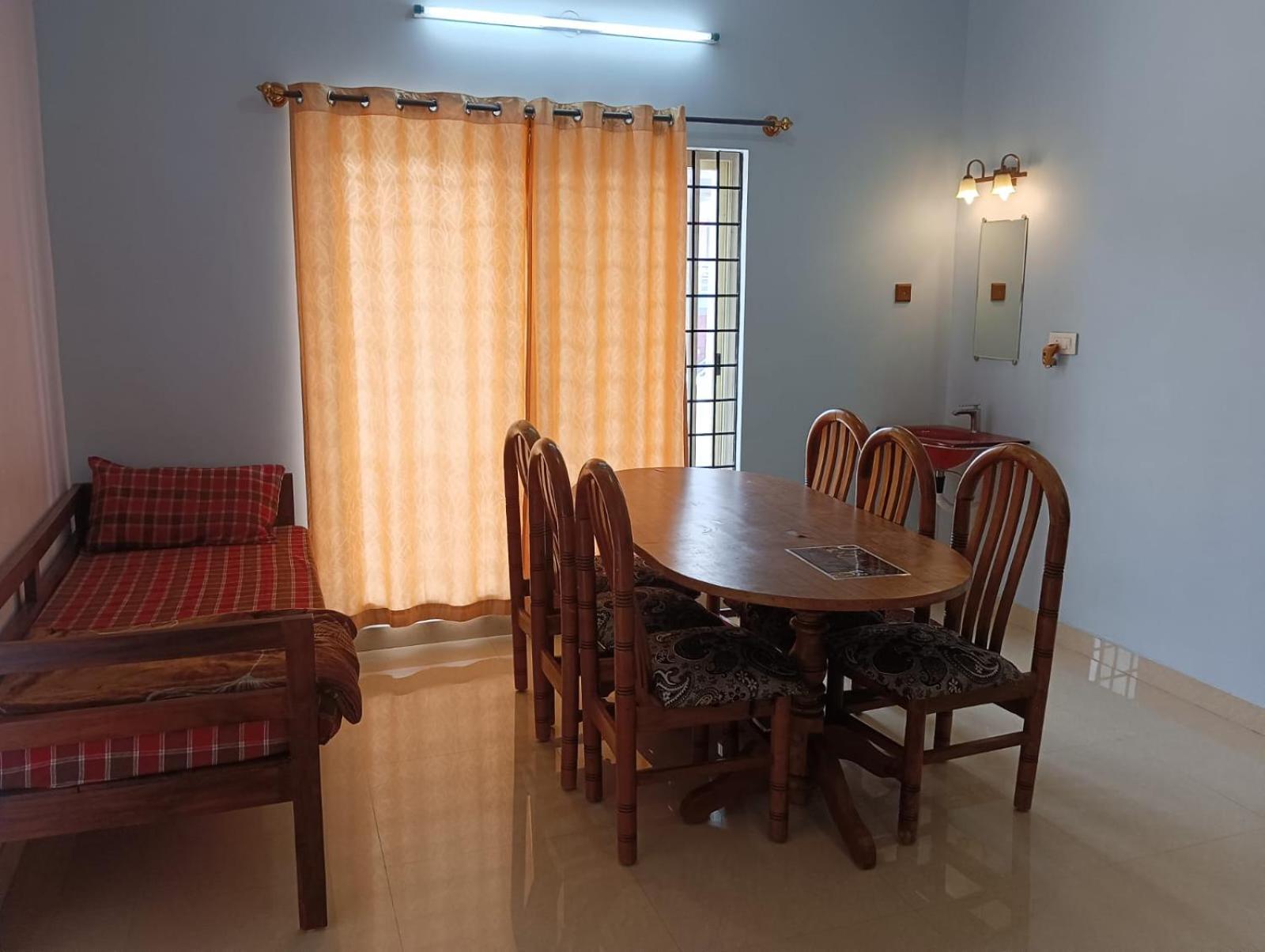 Venissa Serviceapartment Chikmagalūr エクステリア 写真